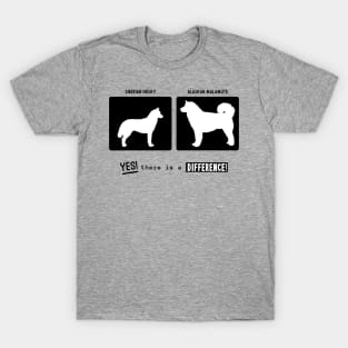 Siberian Husky vs Alaskan Malamute, there is a difference! T-Shirt